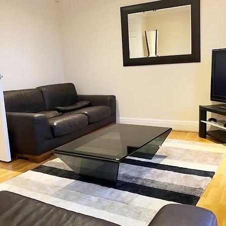 Central Chester Bedrooms Екстер'єр фото