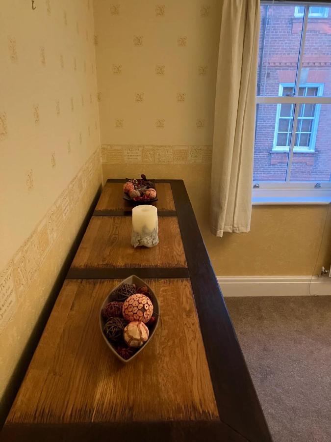 Central Chester Bedrooms Екстер'єр фото