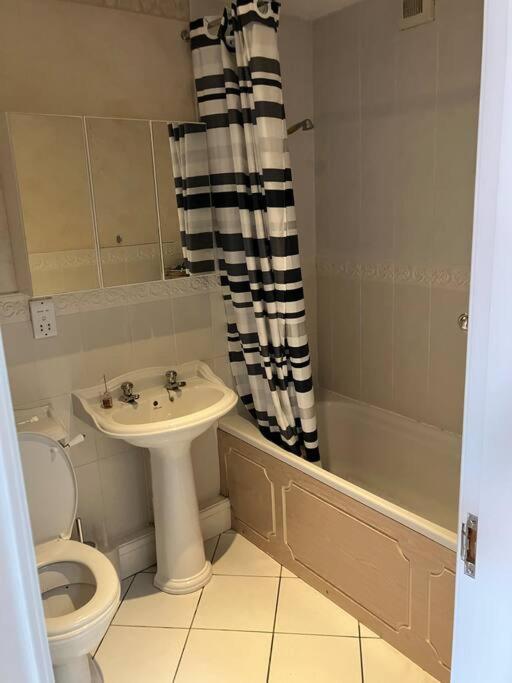 Central Chester Bedrooms Екстер'єр фото